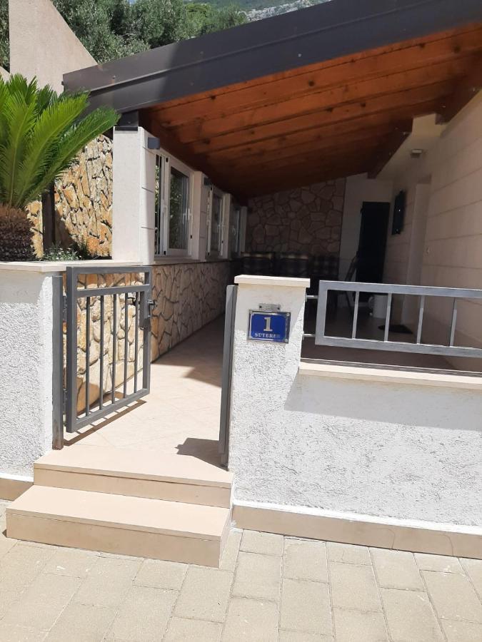 Apartman Gelic Makarska Eksteriør billede