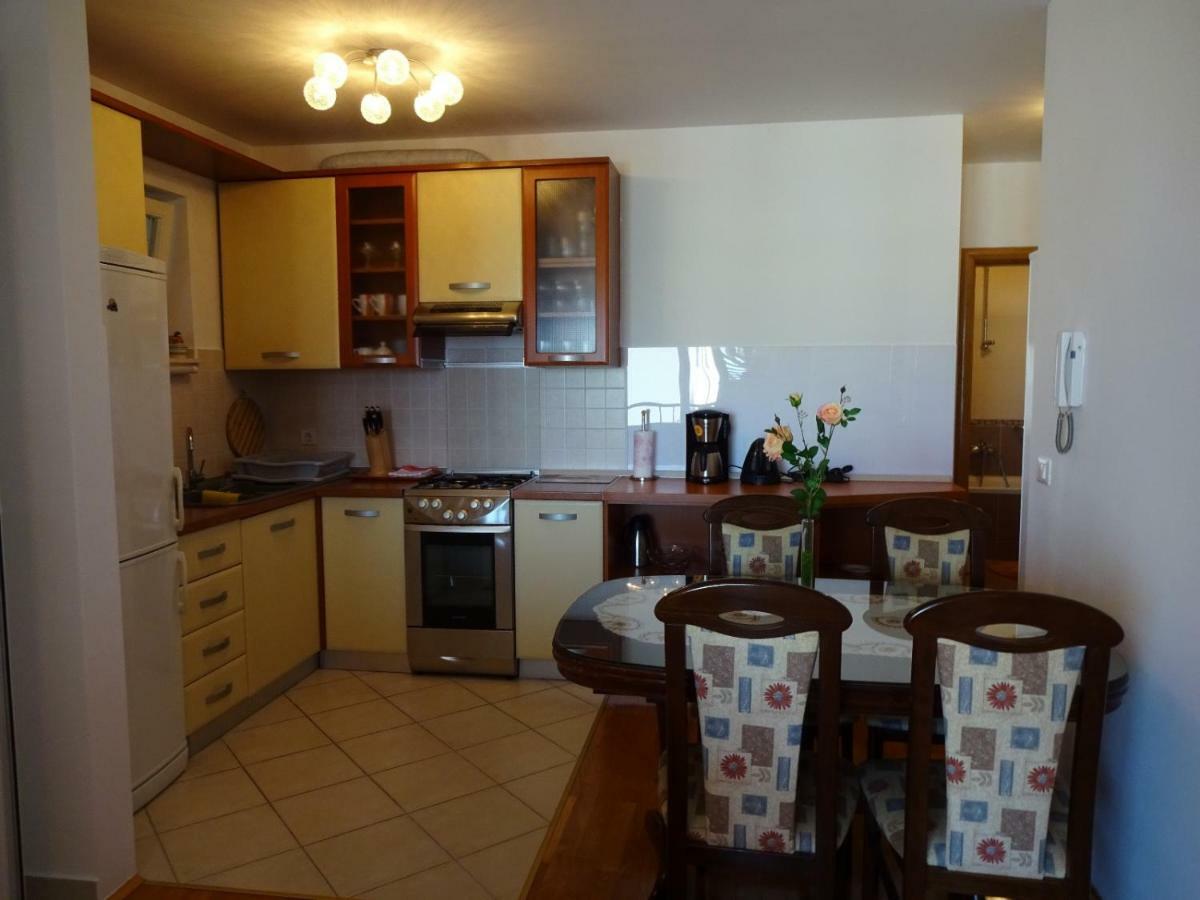 Apartman Gelic Makarska Eksteriør billede
