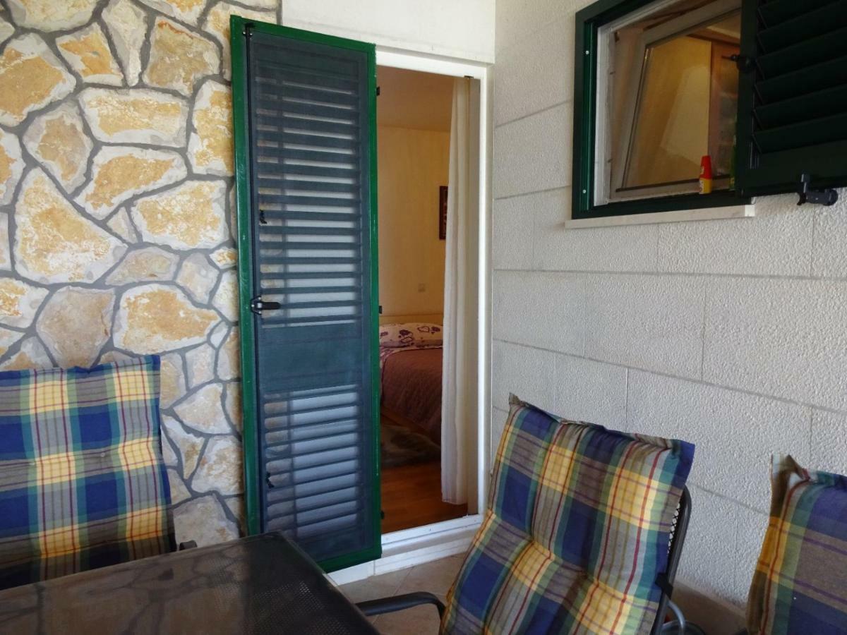 Apartman Gelic Makarska Eksteriør billede