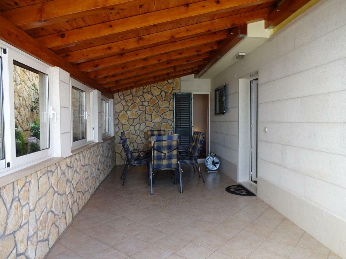 Apartman Gelic Makarska Eksteriør billede